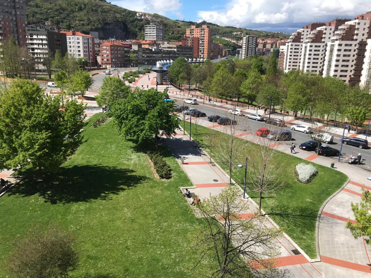 Amezola 2- Habitacion Con Bano Exterior De Uso Privado En Casa Compartida Bilbao Eksteriør billede