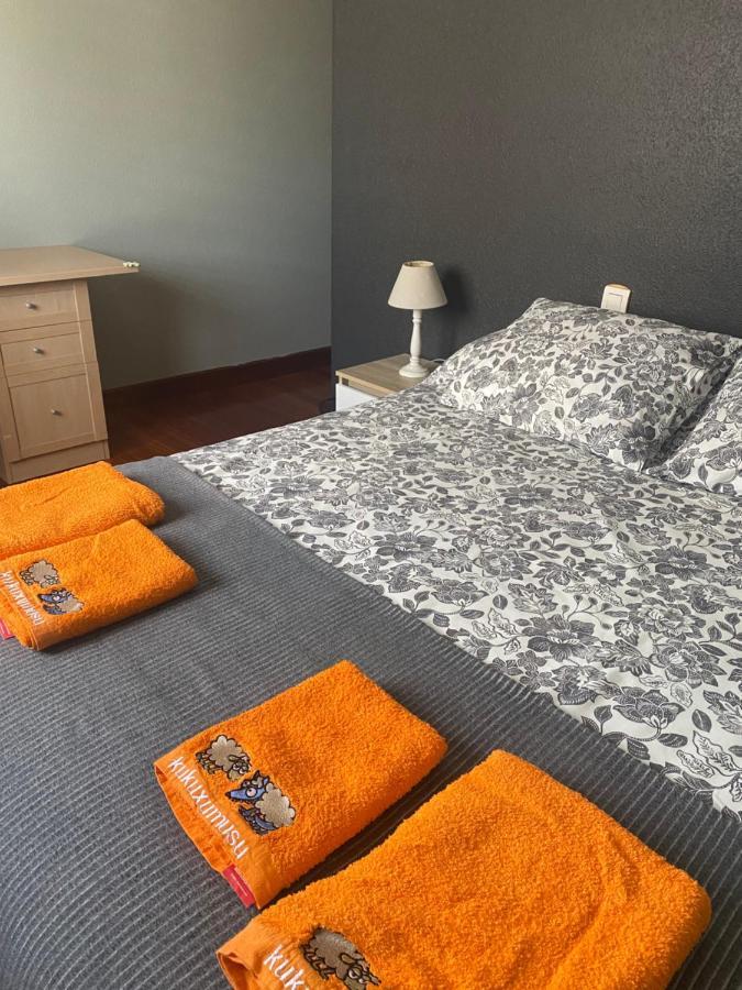 Amezola 2- Habitacion Con Bano Exterior De Uso Privado En Casa Compartida Bilbao Eksteriør billede